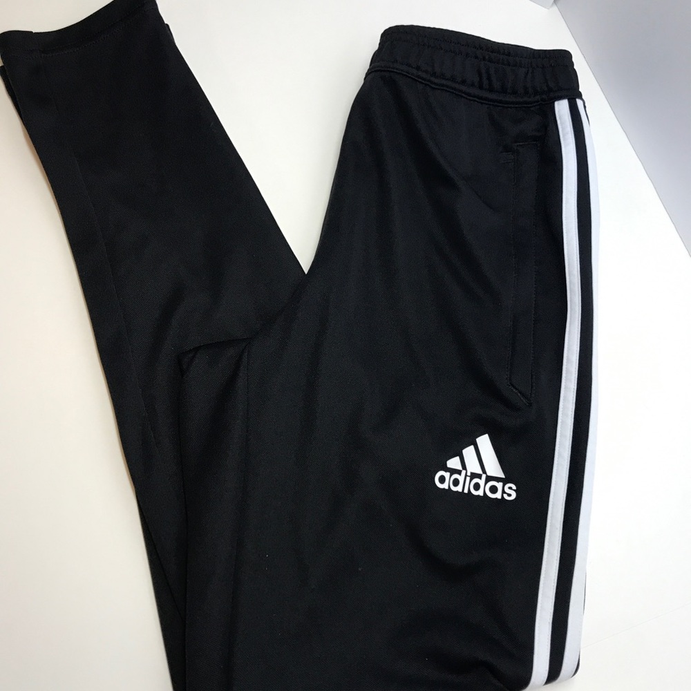 Adiada joggers